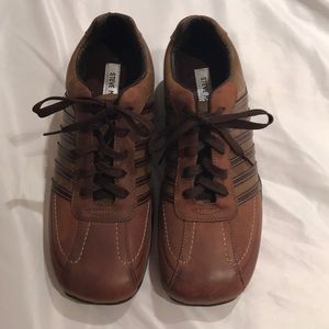Steve Madden Brown Leather Shoes